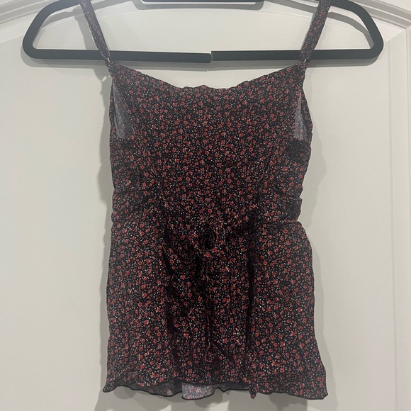 Floral Button Tank - Picture 4 of 4